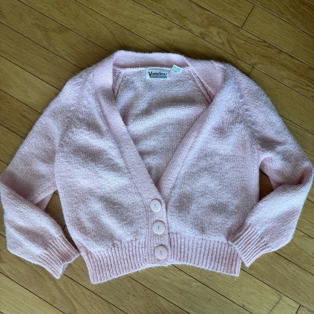 Vintage cardigan- hip length